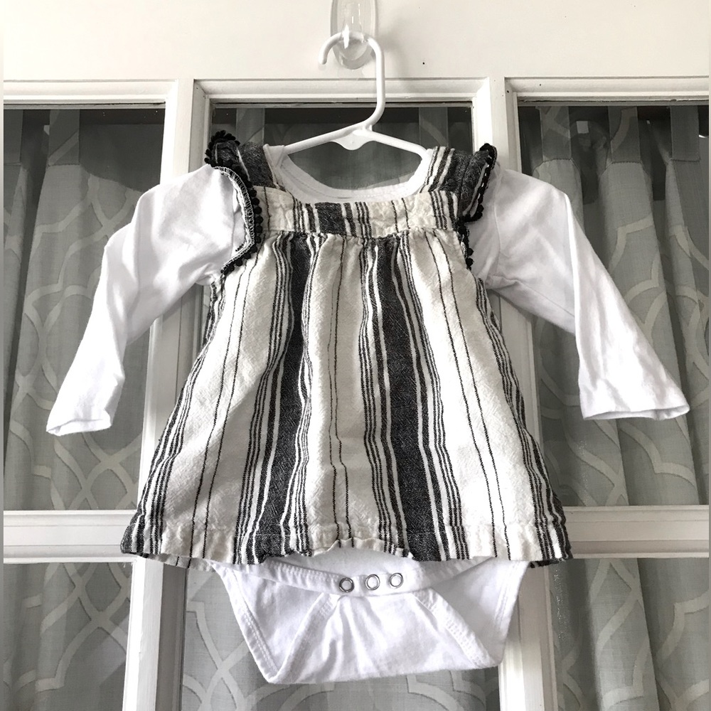 Carter’s 9 months dress over boutique size 6-12 month “little sister” bodysuit